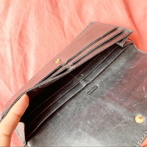 Coach Envelope Style Black Leather Wallet - Picture 8 of 8